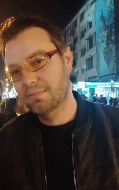 Andrej 41 ans Göteborg  Suède