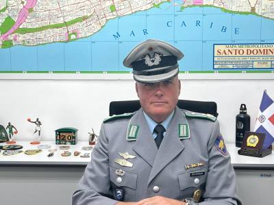 Officer 54 ans Juan Dolio République dominicaine