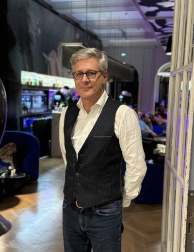 Olivier 61 лет Dijon Франция