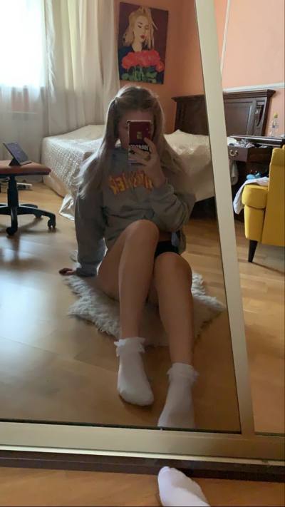 Ulia 27 ans Пушкино Russie