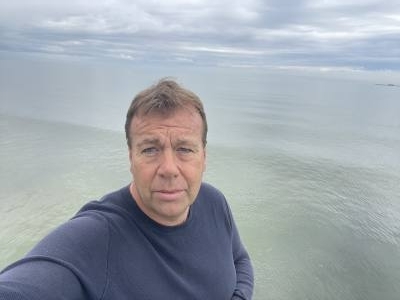 Frédéric 55 лет Honfleur  Франция