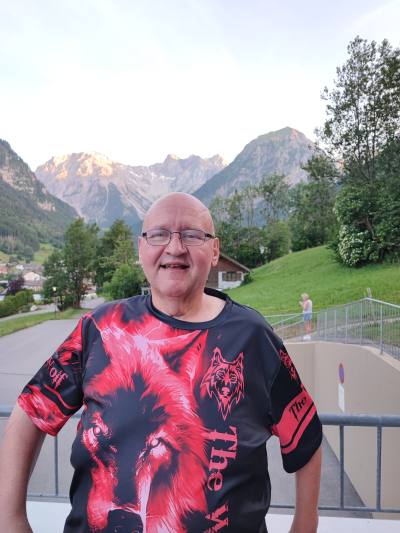 Josef 57 ans Neu-ulm Allemagne