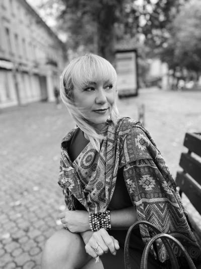 Yulianna 48 лет Mykolaiv Украина