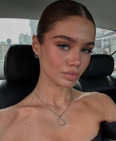 Настя 21 ans Харьков Ukraine