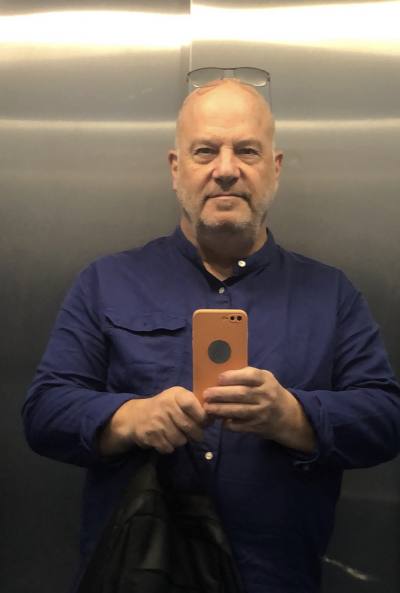 Alan  65 лет Albon Франция