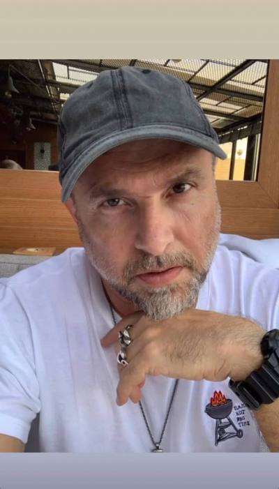 James 60 ans Kazan  Russie