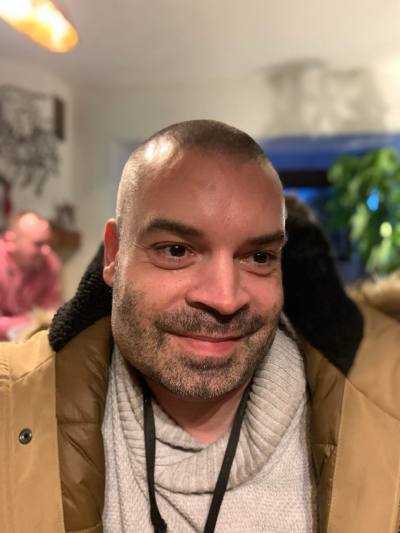 Antoine 43 ans Calais France
