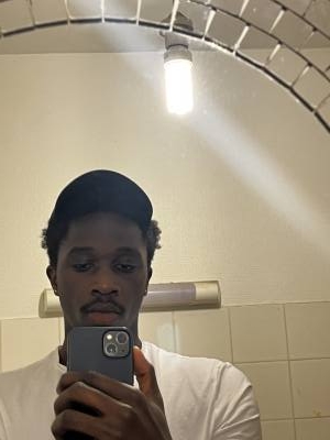 Etienne 21 ans Orléans France