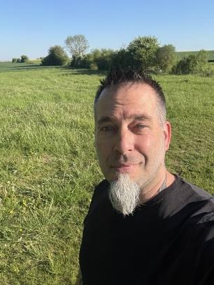 Vincent 48 лет Magny En Vexin Франция