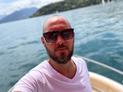 Mehdi 42 ans Genève  Suisse