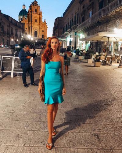 Yulia 36 ans Saint Petersburg Russie