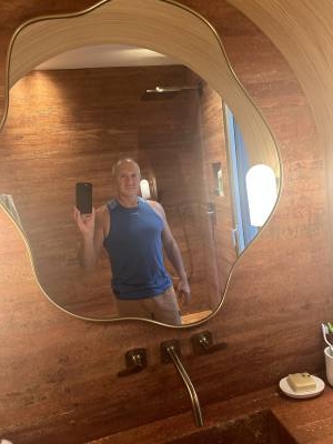 Stephane 52 ans Auriol France