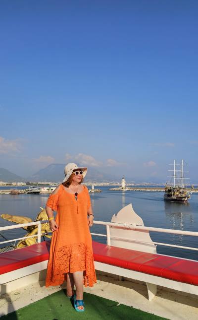 Olga 63 ans Moscow Russie