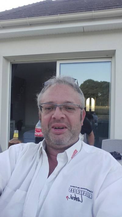 Gérard 54 ans Porto Vecchio France