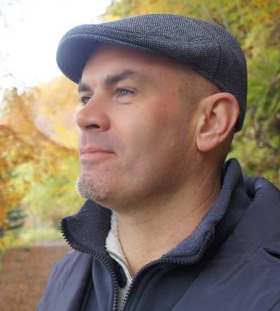 David 50 лет Saint Clair Sur Les Monts Франция