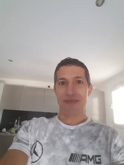 Slim 49 ans Feyzin France