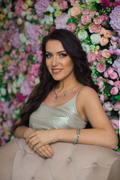Julia 44 ans Sumy Ukraine
