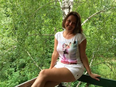 Oxana 49 ans Тольятти Russie