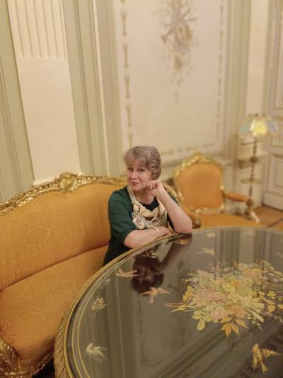 Iren 59 ans Moscou Russie