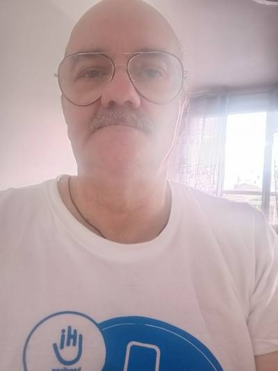 Jean pierre 64 лет Tours Франция