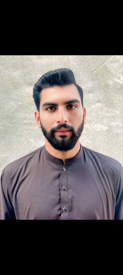 Kamran 25 лет Sialkot  Pakistan