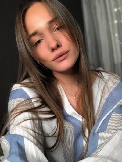 Kseniya 28 ans Kharkov Ukraine