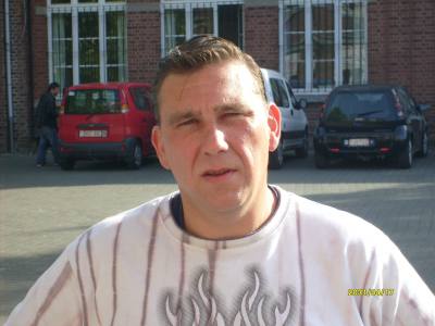 Jean 56 лет Namur  Бельгия