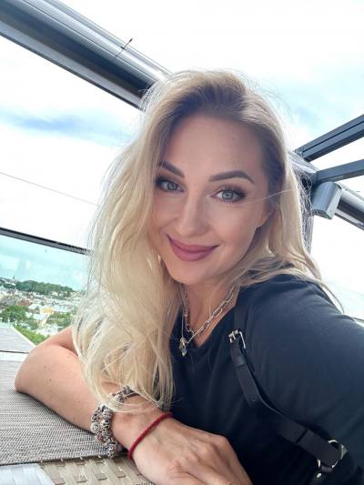 Anna 45 Jahre Sumy Ukraine