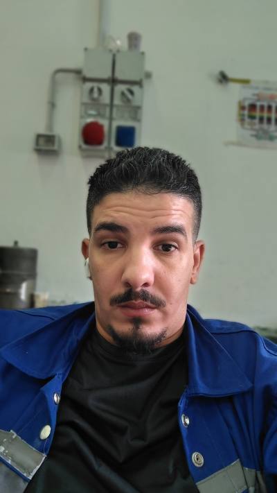Bilel 35 лет Alger Алжир