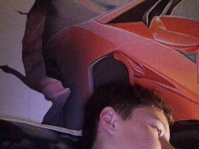 Axel 18 лет Les Mées  Франция