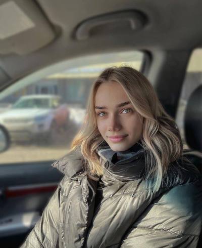 Tanya 22 ans Waldbrunn Allemagne