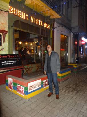 Ben 58 ans Arles France