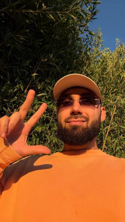 Max 27 лет Leicester Великобритания