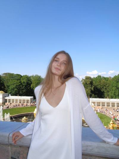 Анна 30 ans Мюнхен Allemagne
