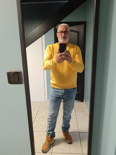 Xavier 54 лет Le Havre  Франция