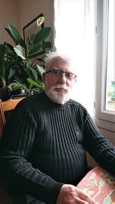 Michel 77 лет Tours Франция