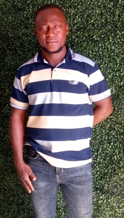 Henri 35 лет Pobe Южная Африка