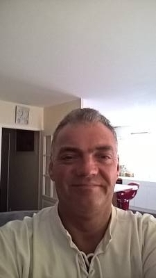 Denis 58 лет Calais Франция