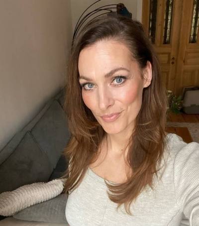 Klarah 41 Jahre Frankfurt Am Main Deutschland