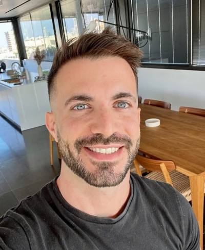 Gaspard 38 лет Saint-tropez Франция