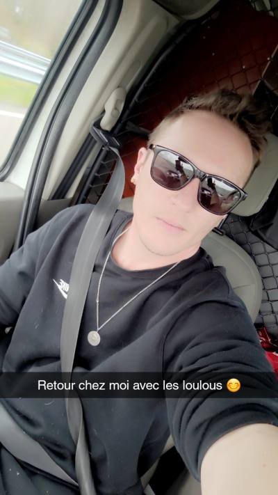 Romain 39 лет Rânes Франция