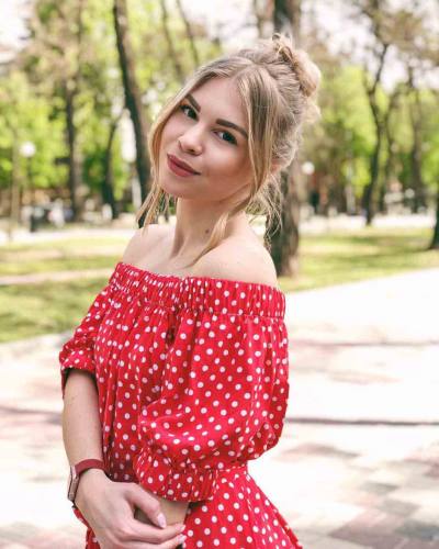 Maria 34 ans Nikopol Ukraine