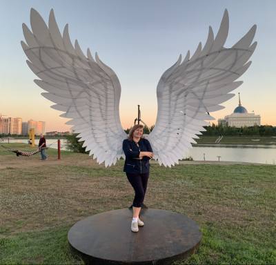 Mila 62 Jahre Astana Kasachstan
