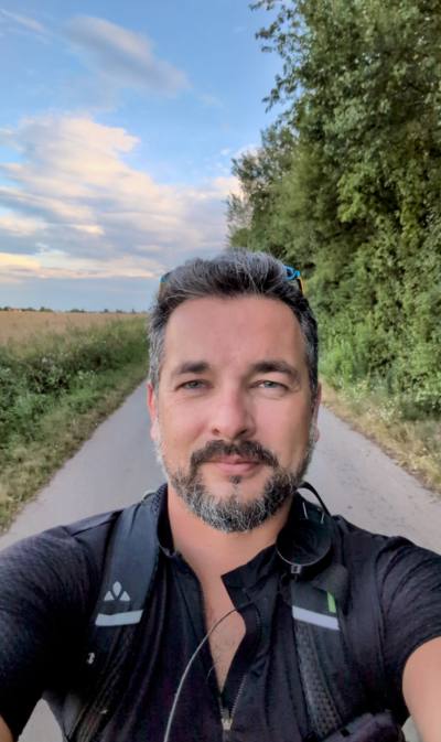 Mike 42 ans München  Allemagne