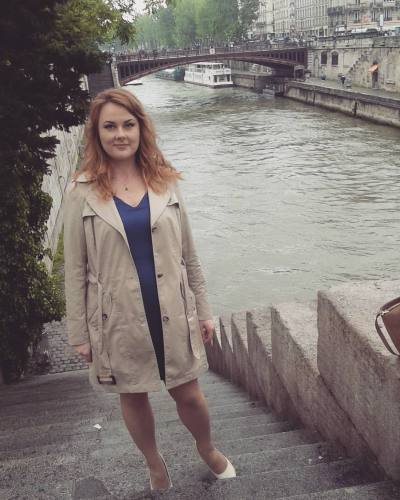 Olga 38 ans Paris France