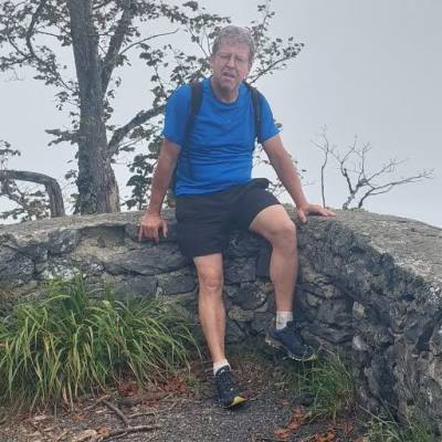 Michel 66 лет Bordes Франция