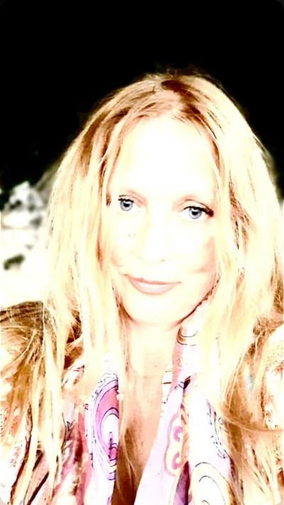 Natalia 58 ans Peterburg Russie
