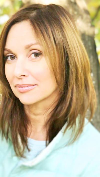 Elena 53 ans Saratov Russie