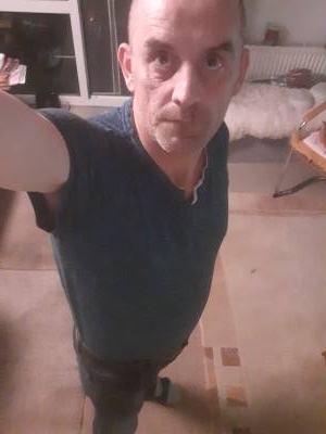 Alexander 43 years Dessau  Germany