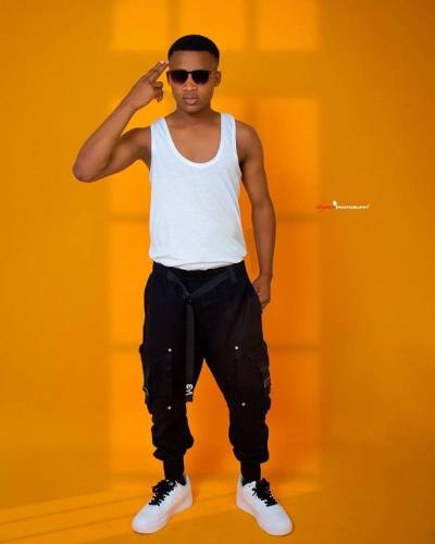 Ousmane 24 лет  Франция